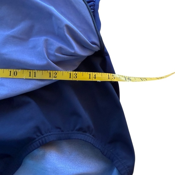 Lands’ End SlenderSuit Tummy Control Skirted 1 Piece Swimsuit Blue Ombré 12D - Picture 12 of 13